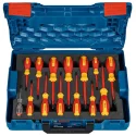 Obeng Set Bosch Bosch 14 Pcs VDE Obeng Set adalah solusi lengkap untuk teknisi listrik dan profesional yang membutuhkan alat terisolasi dan teruji untuk pekerjaan aman di bawah tegangan hingga 1.000 volt.